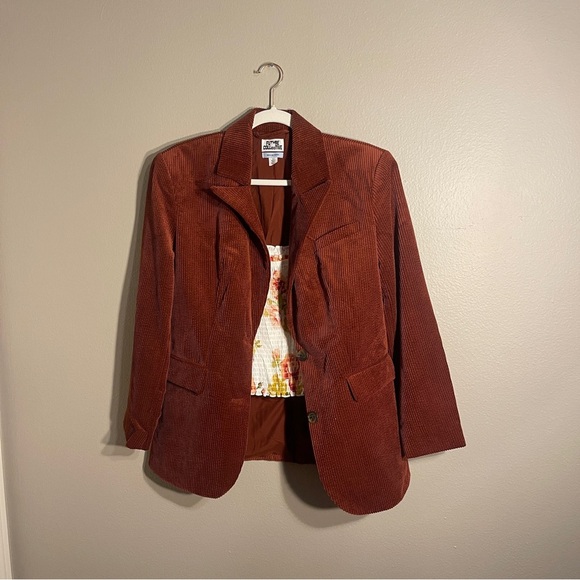 Vintage Corduroy Blazer and Short Suit in Rust Future Collective NWOT - Picture 6 of 7